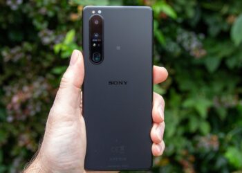 List of Sony Xperia Phones Eligible for Android 12 Update