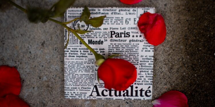 What Is The Best Way To Send Someone Flowers Overseas?