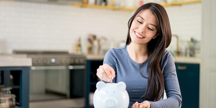 6 Ways to Save Money as a Student