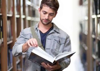 5 Great Books Every Student Must Read