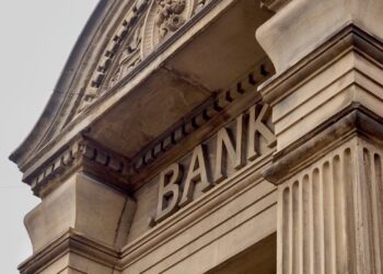 Check Out 5 of the Largest Privately Owned Banks in the World