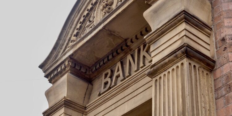 Check Out 5 of the Largest Privately Owned Banks in the World